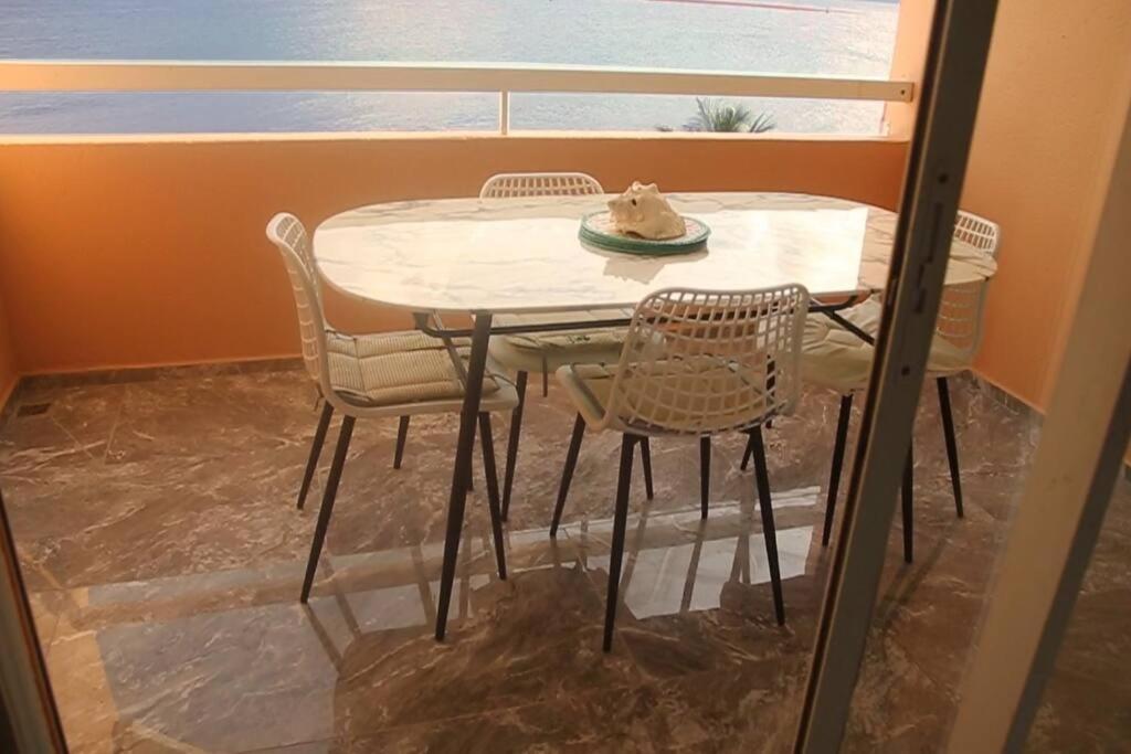Appart. T2 De Luxe +Jacuzzi, Vue Mer Et Cote Plage Le Gosier  Bagian luar foto