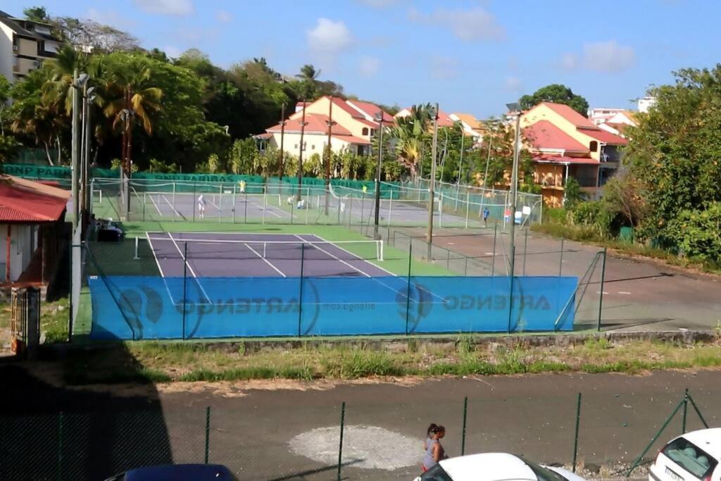 Appart. T2 De Luxe +Jacuzzi, Vue Mer Et Cote Plage Le Gosier  Bagian luar foto