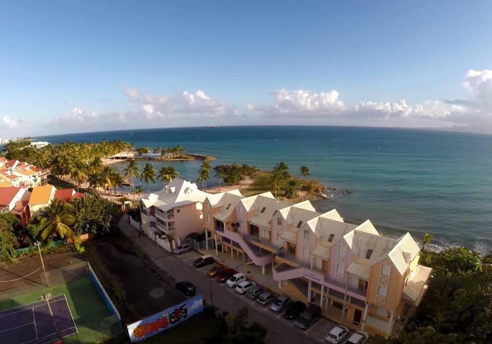 Appart. T2 De Luxe +Jacuzzi, Vue Mer Et Cote Plage Le Gosier  Bagian luar foto
