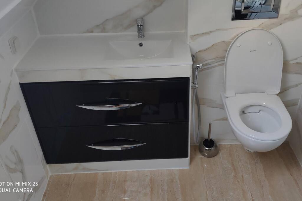 Appart. T2 De Luxe +Jacuzzi, Vue Mer Et Cote Plage Le Gosier  Bagian luar foto