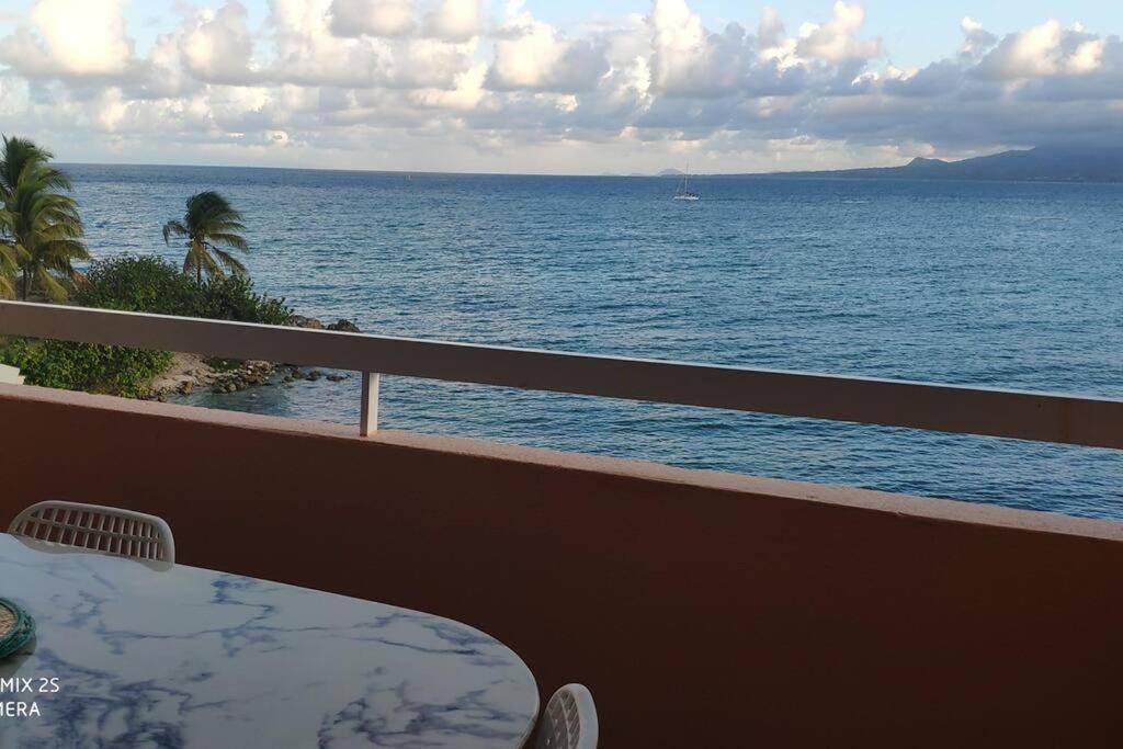 Appart. T2 De Luxe +Jacuzzi, Vue Mer Et Cote Plage Le Gosier  Bagian luar foto